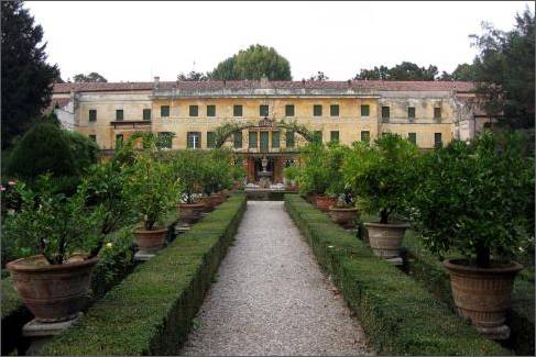 Risultati immagini per Villa Pisani Bolognesi Scalabrin